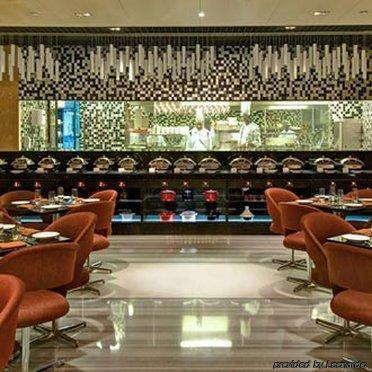 Hotel Vivanta Hyderabad, Begumpet Hyderabad