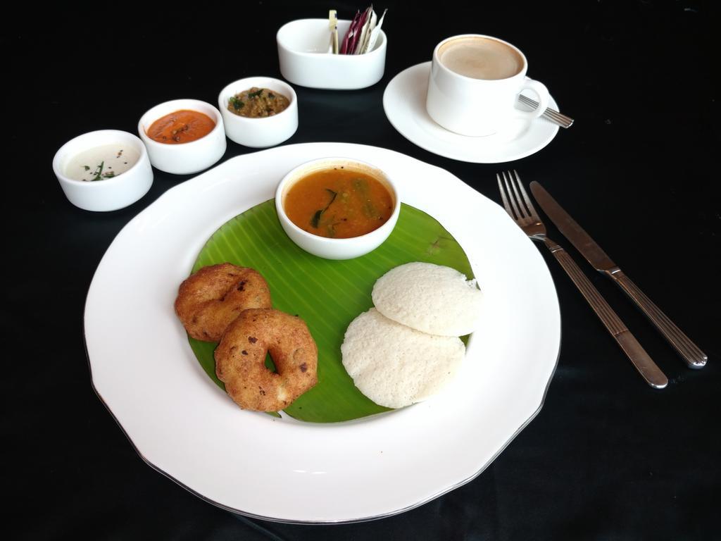 Vivanta Hyderabad, Begumpet Hotel Hyderabad