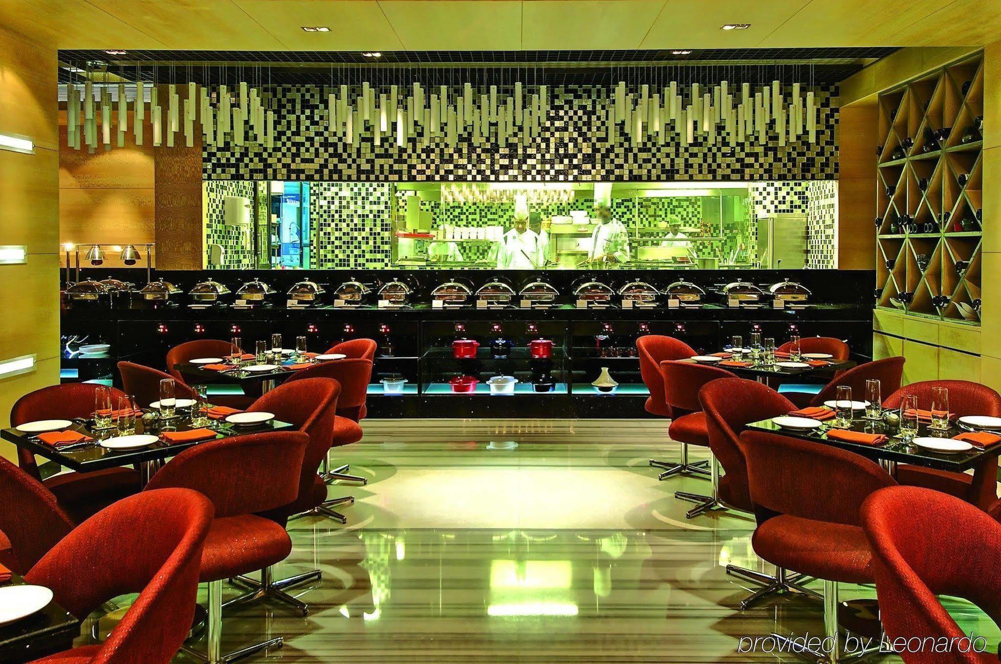 Vivanta Hyderabad, Begumpet 5*