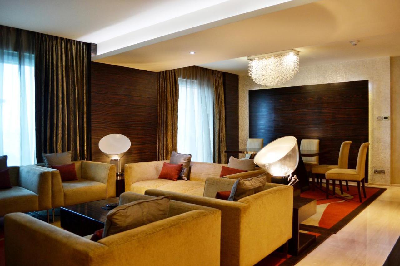 Vivanta Hyderabad, Begumpet 5*